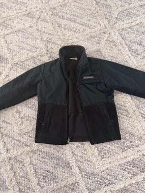 Columbia Kids Black Fleece Jacket size 4-5 years